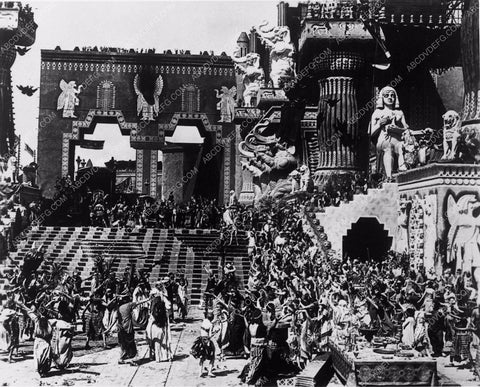 set and cast cool shot original classic silent film Intolerance 3790-26