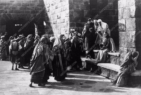 set and cast cool shot original classic silent film Intolerance 3790-31