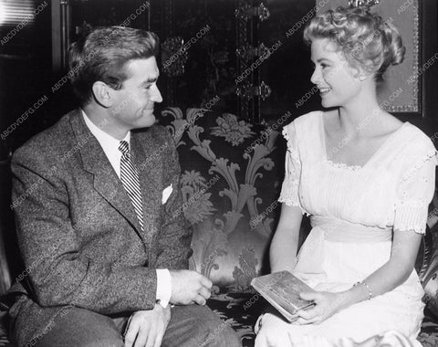 candid Rod Taylor Grace Kelly behind the scenes 3800-28