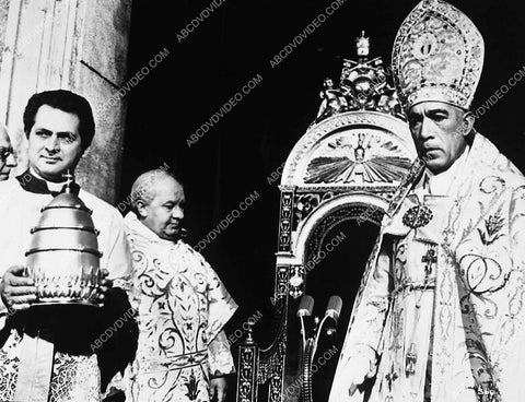 Anthony Quinn film The Shoes of the Fisherman 4145-33