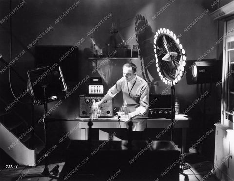 behind the scenes Colin Clive Frankenstein 4197-28