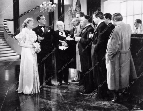 Anna Neagle Tullio Carminati film The Show Goes On 4320-18