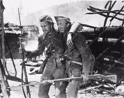 Robert Young Walter Brennan adventure film Northwest Passage 4335-32