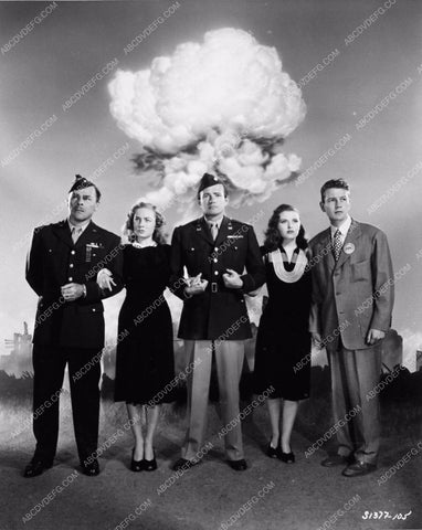 Robert Walker Brian Donlevy Audrey Totter Beverly Tyler atomic movie 4395-15