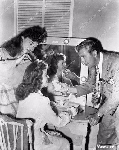 candid Shirley Temple at her makeup table last minute touch ups 4439-19