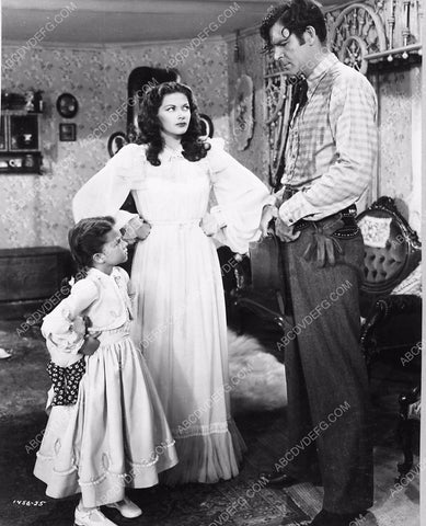 Yvonne De Carlo Rod Cameron film Frontier Gal 4565-16