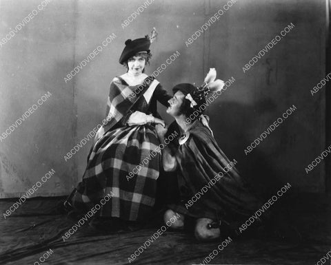 Lillian Gish Norman Kerry silent film Annie Laurie 4581-30