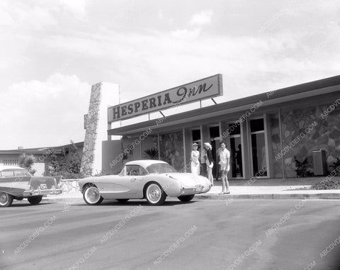 historic California Hesperia Inn hotel or lodge w/ vacationers 45bx01-38