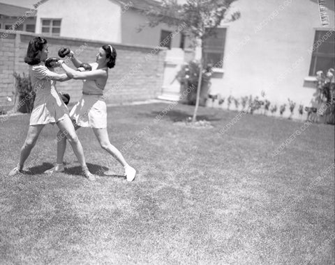 Universal Studios stunt girls rehearsing boxing between takes 45bx02-30