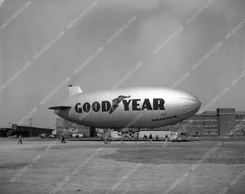 historic Long Beach Goodyear Blimp Hangar, cockpit, ground crew 45bx02-91