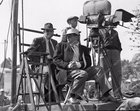director Henry Koster at Paramount Studios 45bx05-106
