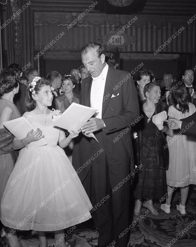 1957 Oscars Gary Cooper gets his program for Academy Awards 45bx05-75