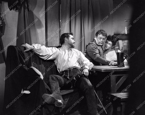 Richard Todd Dan O'Herlihy film The Virgin Queen 45bx06-222
