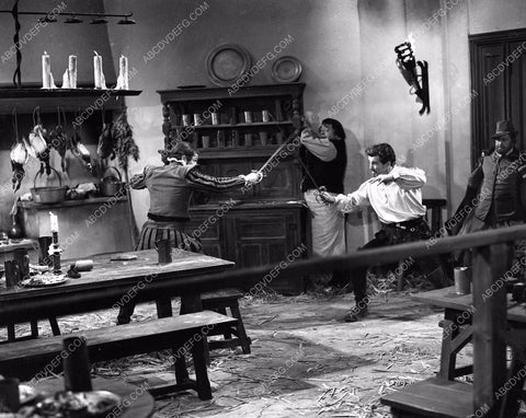 Richard Todd fencing sequence film The Virgin Queen 45bx06-225