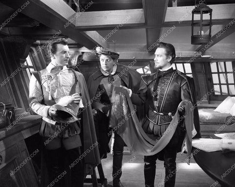 Richard Todd Dan O'Herlihy film The Virgin Queen 45bx06-230