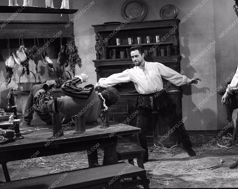 Richard Todd fencing sequence film The Virgin Queen 45bx06-280