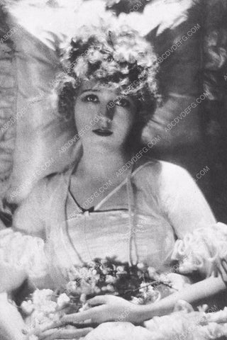 Mary Pickford portrait 45bx07-014