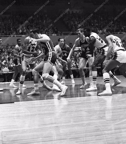 sports photo Los Angeles Lakers v Cincinnati pro basketball 45bx07-127