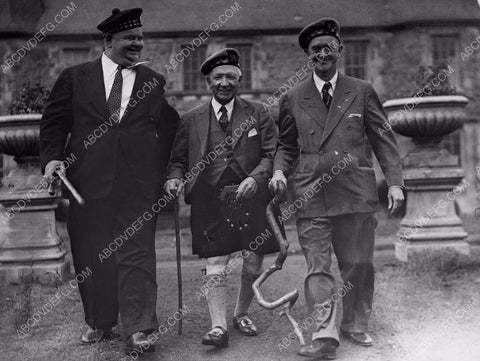 Stan Laurel Oliver Hardy visit Sir Harry Lauder in Glasgow 45bx08-283