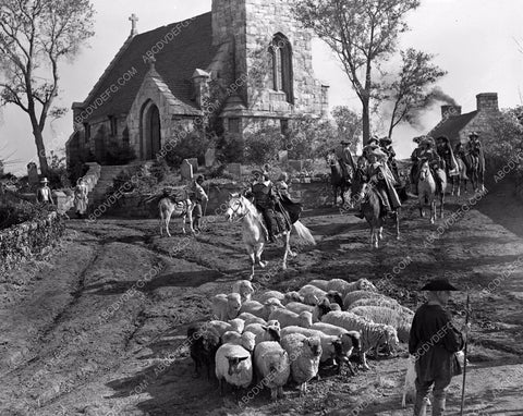 cast shot backlot of Forever Amber 45fa-76