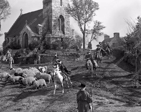 cast shot backlot of Forever Amber 45fa-77