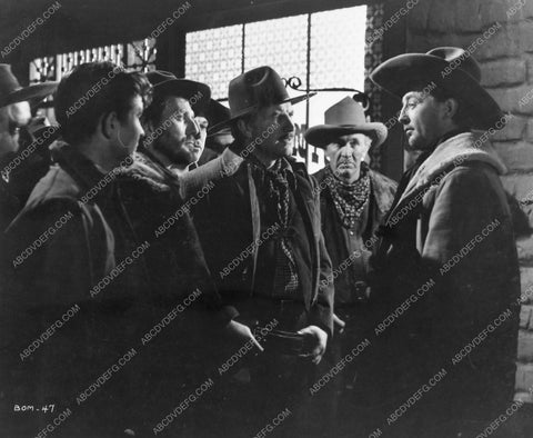 Robert Mitchum Robert Preston film Blood on the Moon 4710-23