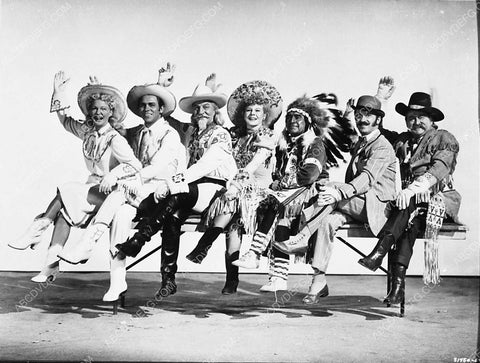 Betty Hutton Howard Keel and cast film Annie Get Your Gun 4844-08