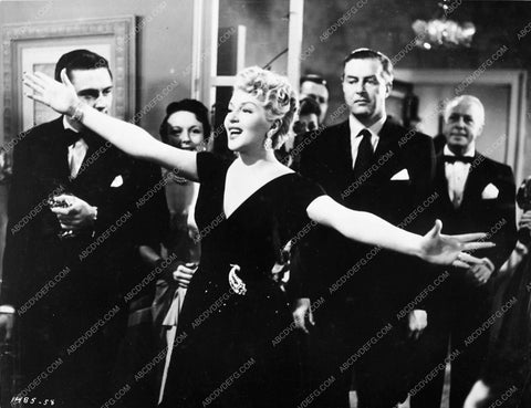 Lana Turner and cast A Life of Her Own 4845-32