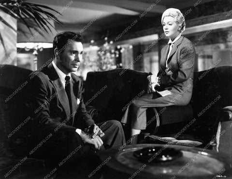 Lana Turner and cast A Life of Her Own 4845-33