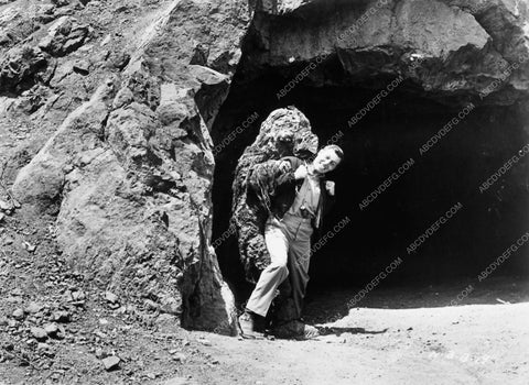 Night of the Blood Beach 4867-17