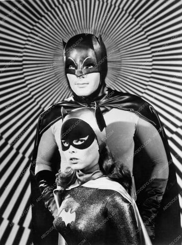great Adam West Batman & Yvonne Craig Batgirl from Batman Tv show 4896-16