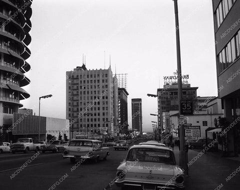 historic Los Angeles Hollywood corner of Capitol Records Building 4b09-003