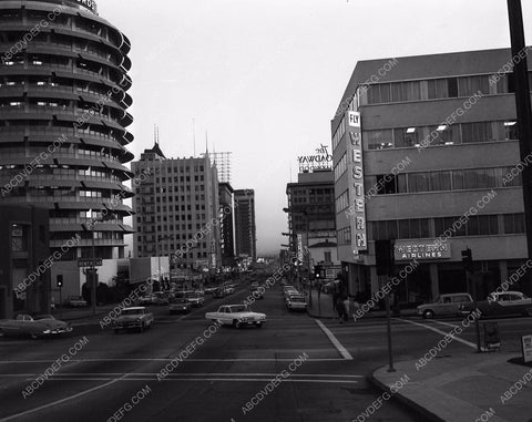 historic Los Angeles Hollywood corner of Capitol Records Building 4b09-004