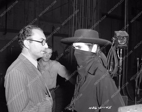 Rouben Mamoulian Tyrone Power cast crew film The Mark of Zorro 4b09-110