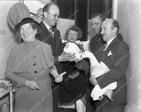 silent film star Polly Moran Vince Barnett and friends 4b09-196