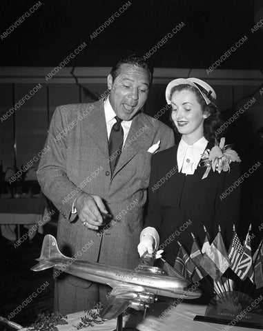 boxing legend Max Baer and American Airlines publicity display 4b09-455