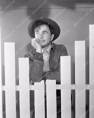 Noah Beery Jr. plays Will Rogers on stage 4b09-506