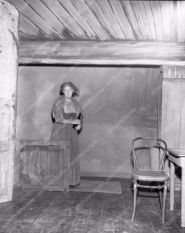 bag says McGiveny live stage play Blackouts 4b09-551