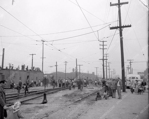 the circus comes to town unloads and sets up 4b10-066