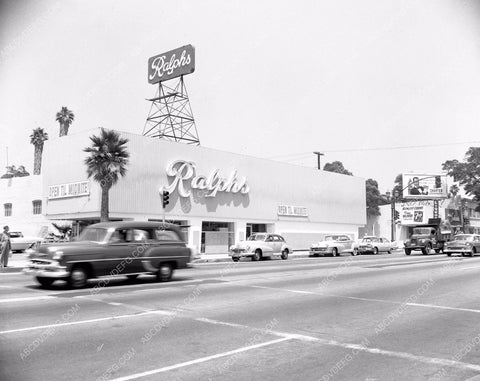 historic Los Angeles Hollywood Ralphs Supermarket opens 4b10-172
