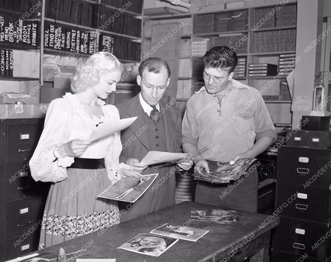 publicity Barbara Moffett at RKO Studios photo archive 4b10-212