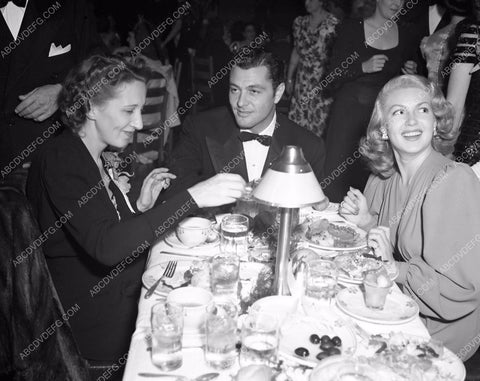 Lana Turner Tony Martin Hollywood dinner party 4b10-388