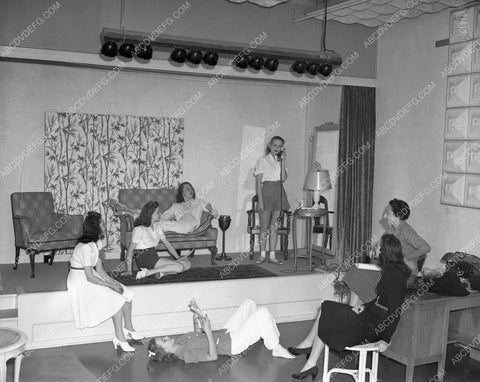 Starletts hopefuls rehearse Warner Brothers Theatre Sophie Rosenstein 4b10-516
