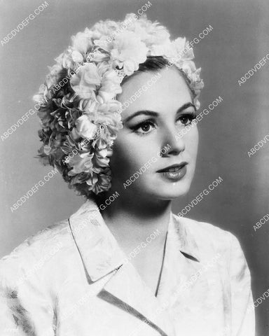 beautiful Shirley Jones portrait 5096-34