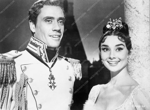 Audrey Hepburn Henry Fonda Vittorio Gassman cast film War & Peace 5189-11