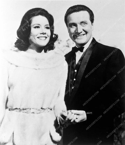 Diana Rigg Patrick Macnee TV The Avengers 5189-27