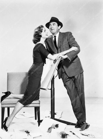 Gregory Peck Lauren Bacall comedy film Designing Woman 5206-34
