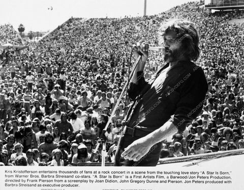 Kris Kristofferson singing in A Star Is Born 5388-13
