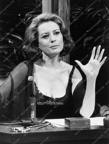 Barbara Walters 5454-10