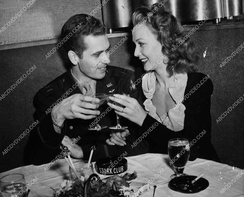 Carole Landis and friends dine at the Stork Club restaurant 5481-06
